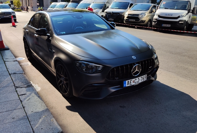 Mercedes-AMG E 63 S W213 2021