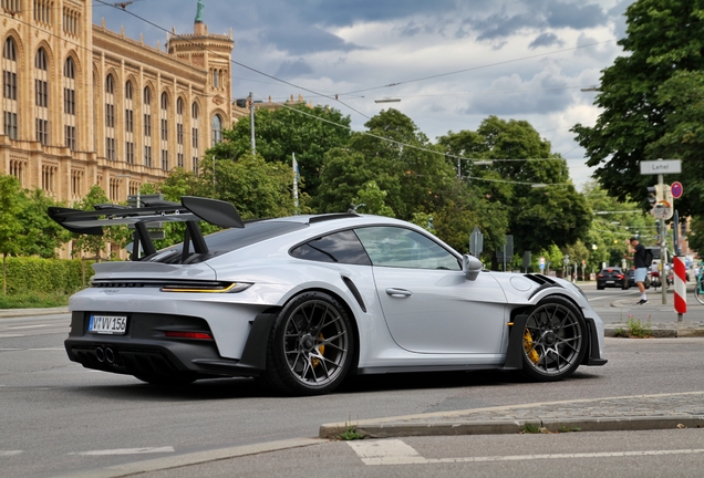 Porsche 992 GT3 RS