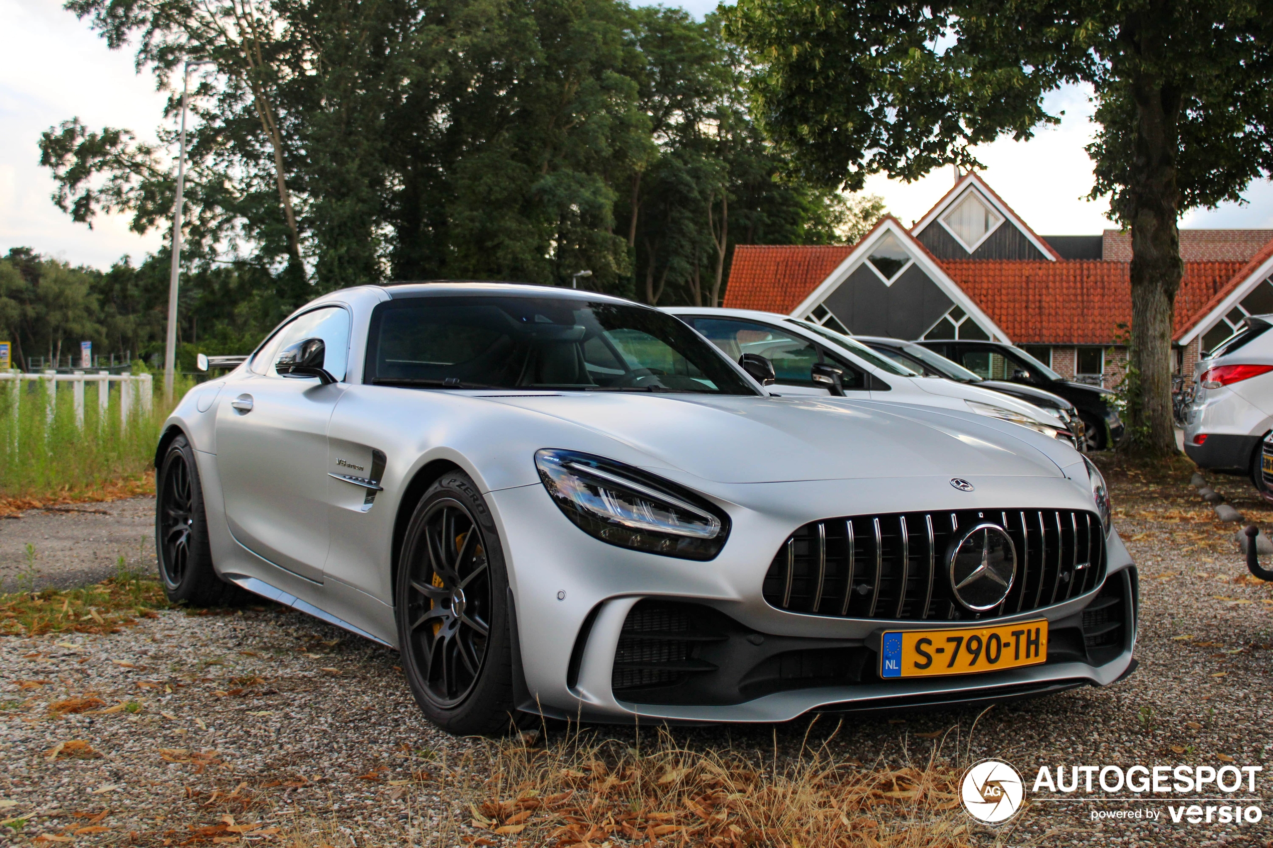 Mercedes-AMG GT R C190 2019