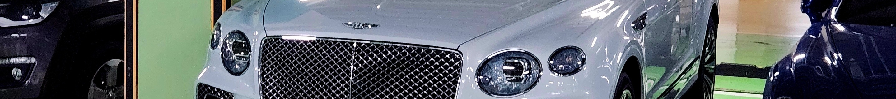 Bentley Bentayga V8 2021