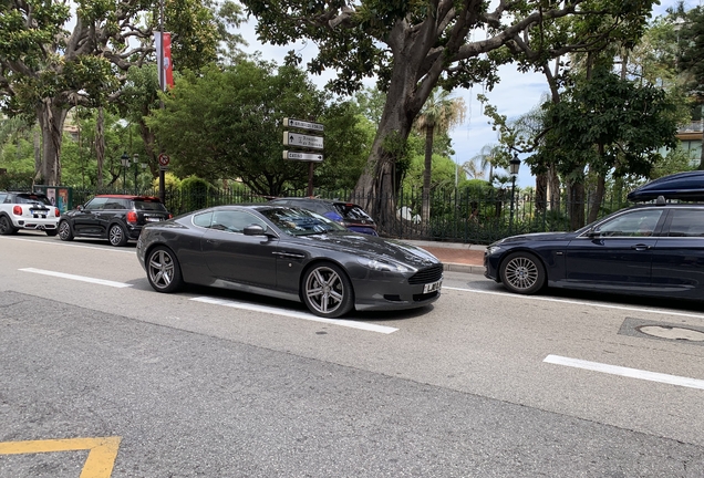 Aston Martin DB9