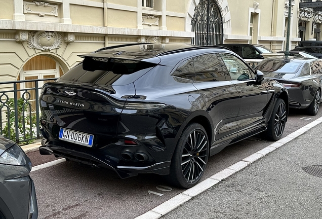 Aston Martin DBX707