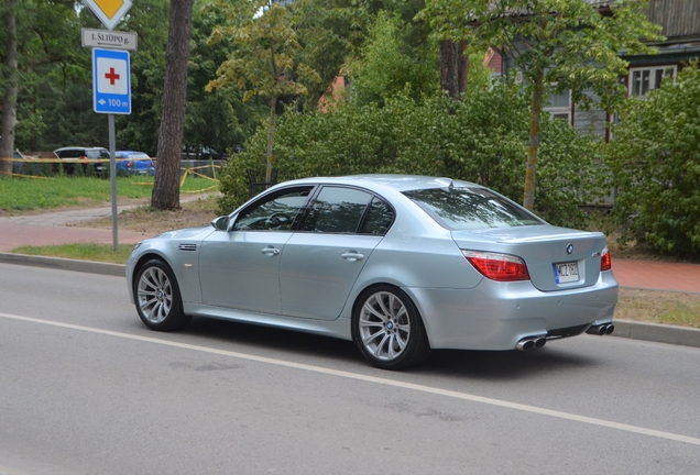 BMW M5 E60 2007