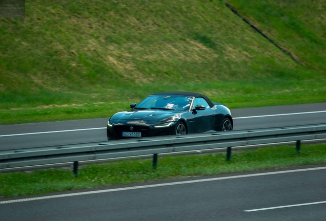 Jaguar F-TYPE R Convertible 2020