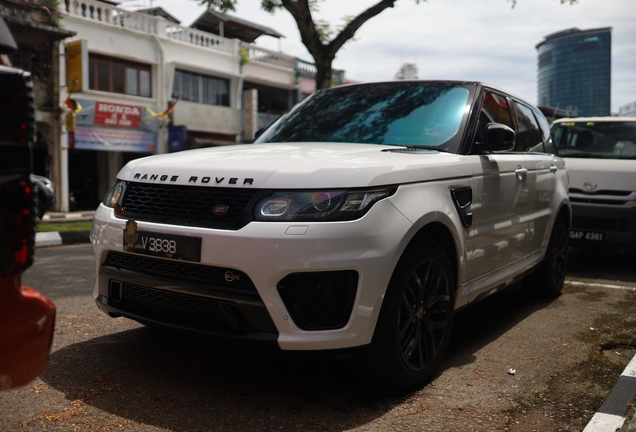 Land Rover Range Rover Sport SVR