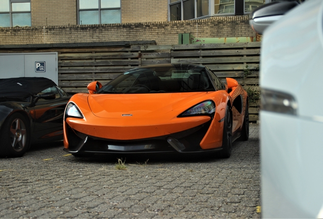 McLaren 570S