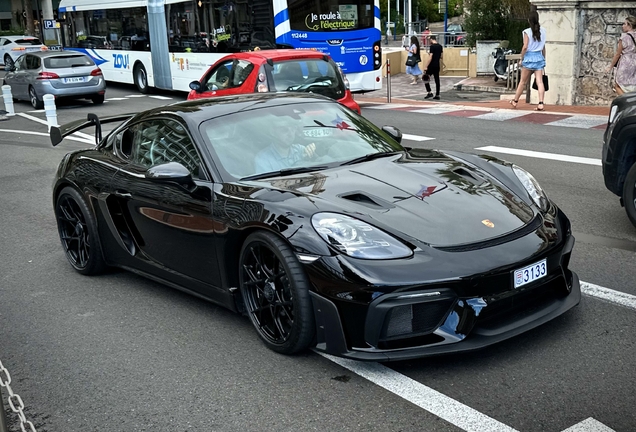 Porsche 718 Cayman GT4 RS Weissach Package