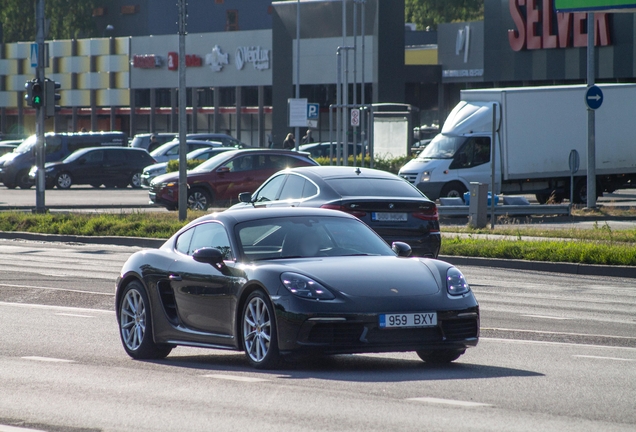 Porsche 718 Cayman S