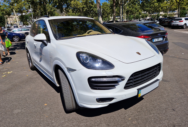 Porsche 958 Cayenne GTS