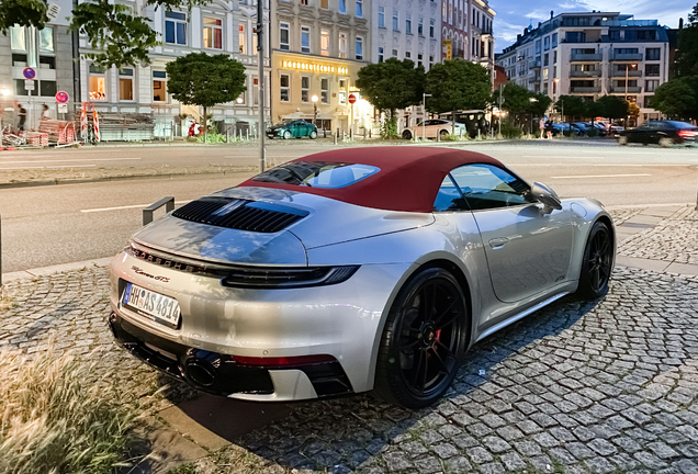 Porsche 992 Carrera GTS Cabriolet