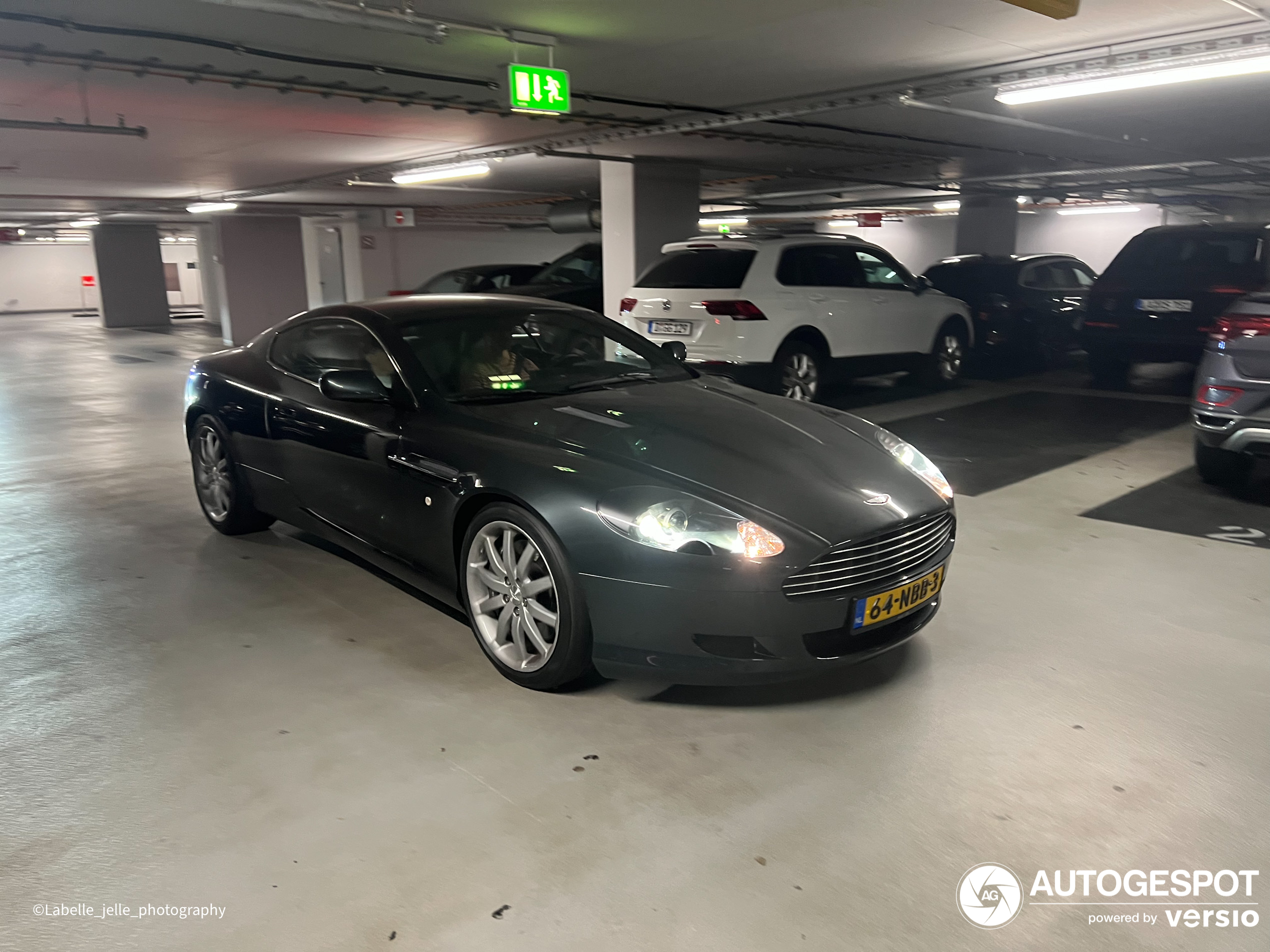 Aston Martin DB9