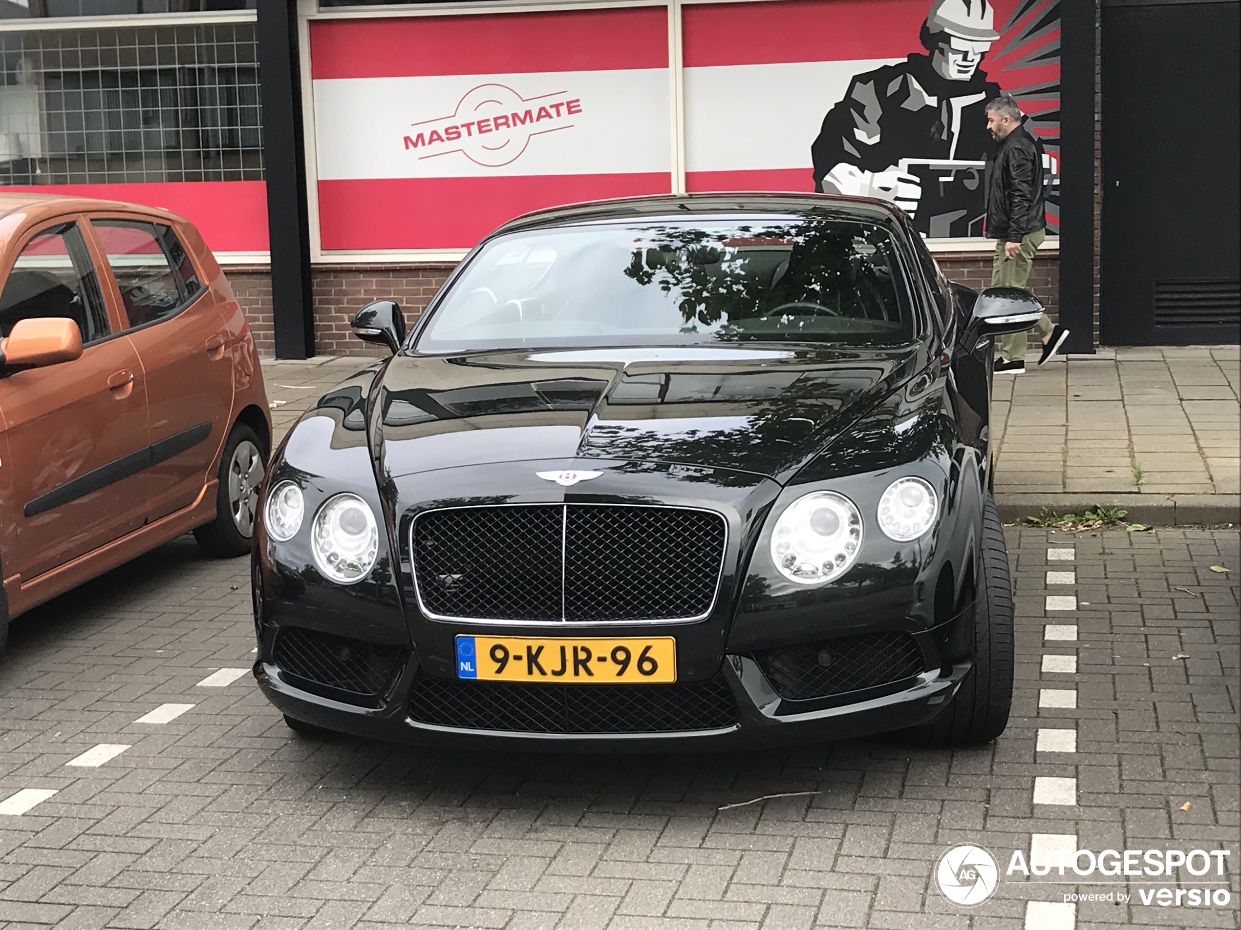 Bentley Continental GT V8