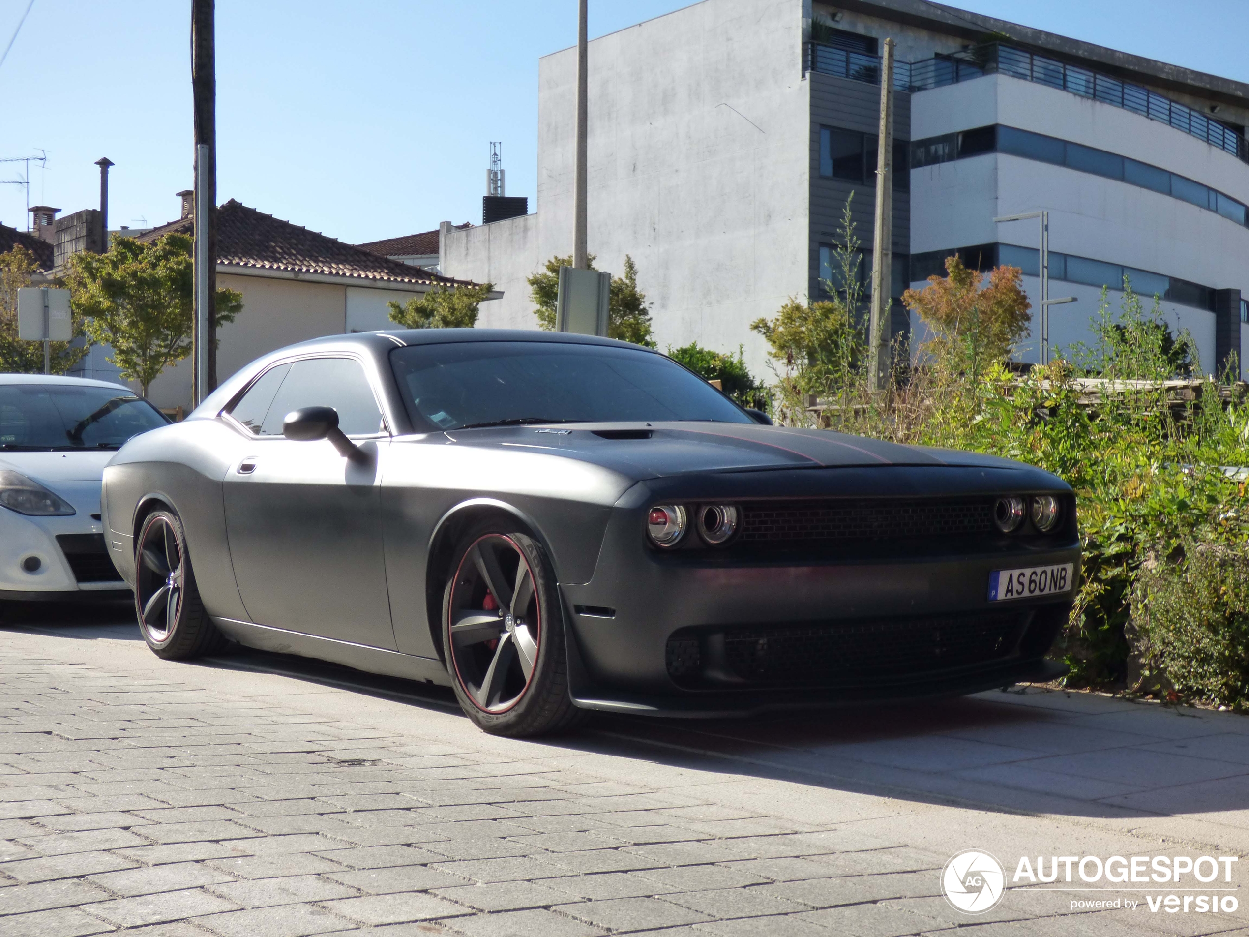 Dodge Challenger SRT-8