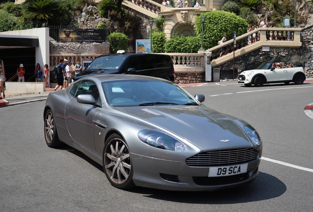 Aston Martin DB9