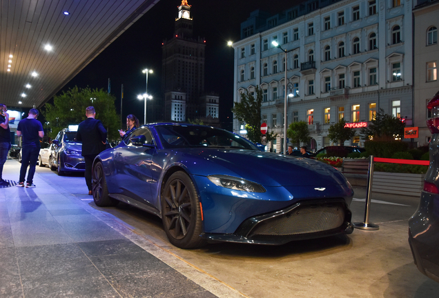 Aston Martin V8 Vantage 2018