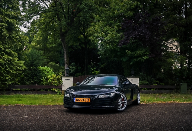 Audi R8