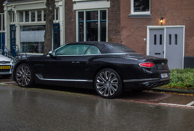 Bentley Continental GTC V8 2020 Mulliner