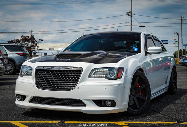 Chrysler 300C SRT8 2013