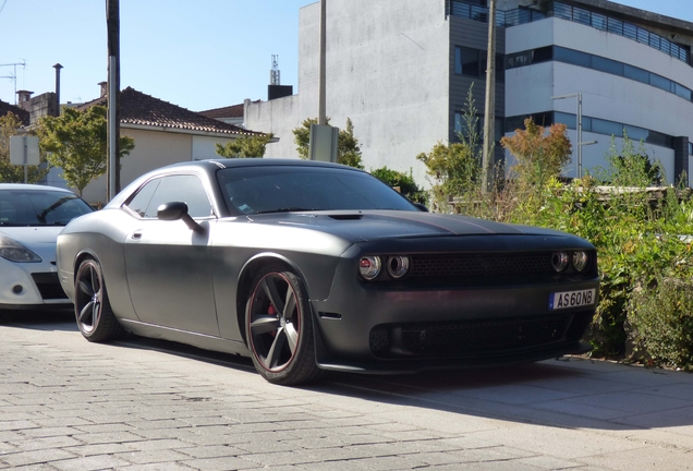 Dodge Challenger SRT-8