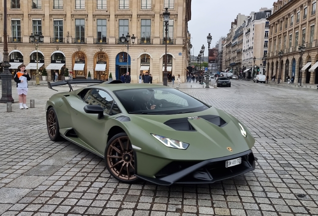 Lamborghini Huracán LP640-2 STO