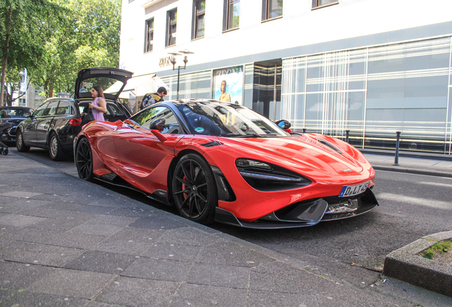 McLaren 765LT