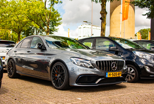 Mercedes-AMG C 63 S W205