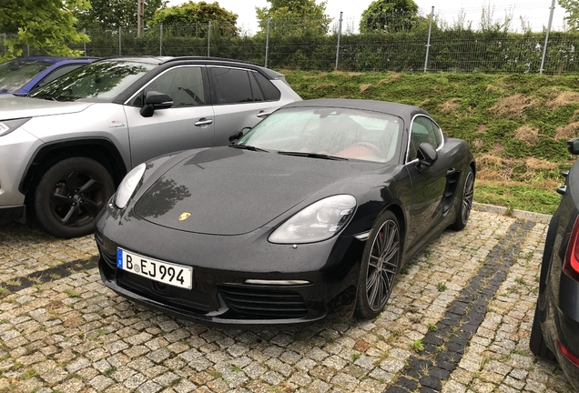 Porsche 718 Cayman S