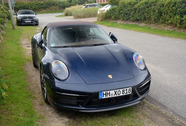 Porsche 992 Carrera 4S Cabriolet