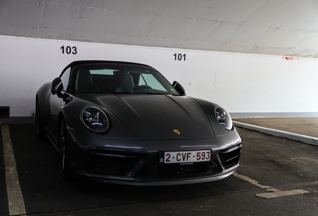 Porsche 992 Carrera 4S Cabriolet