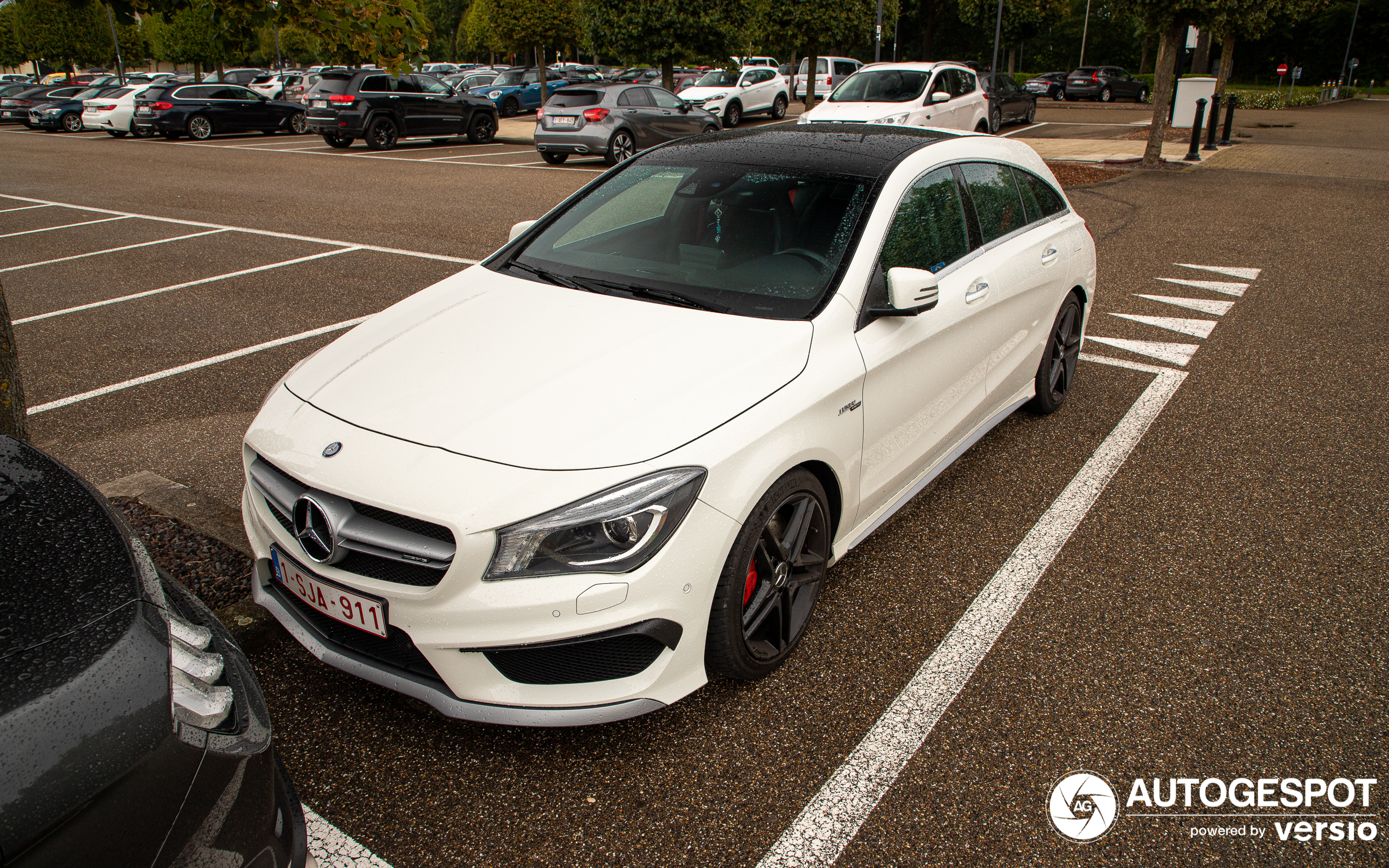 Mercedes-AMG CLA 45 Shooting Brake X117