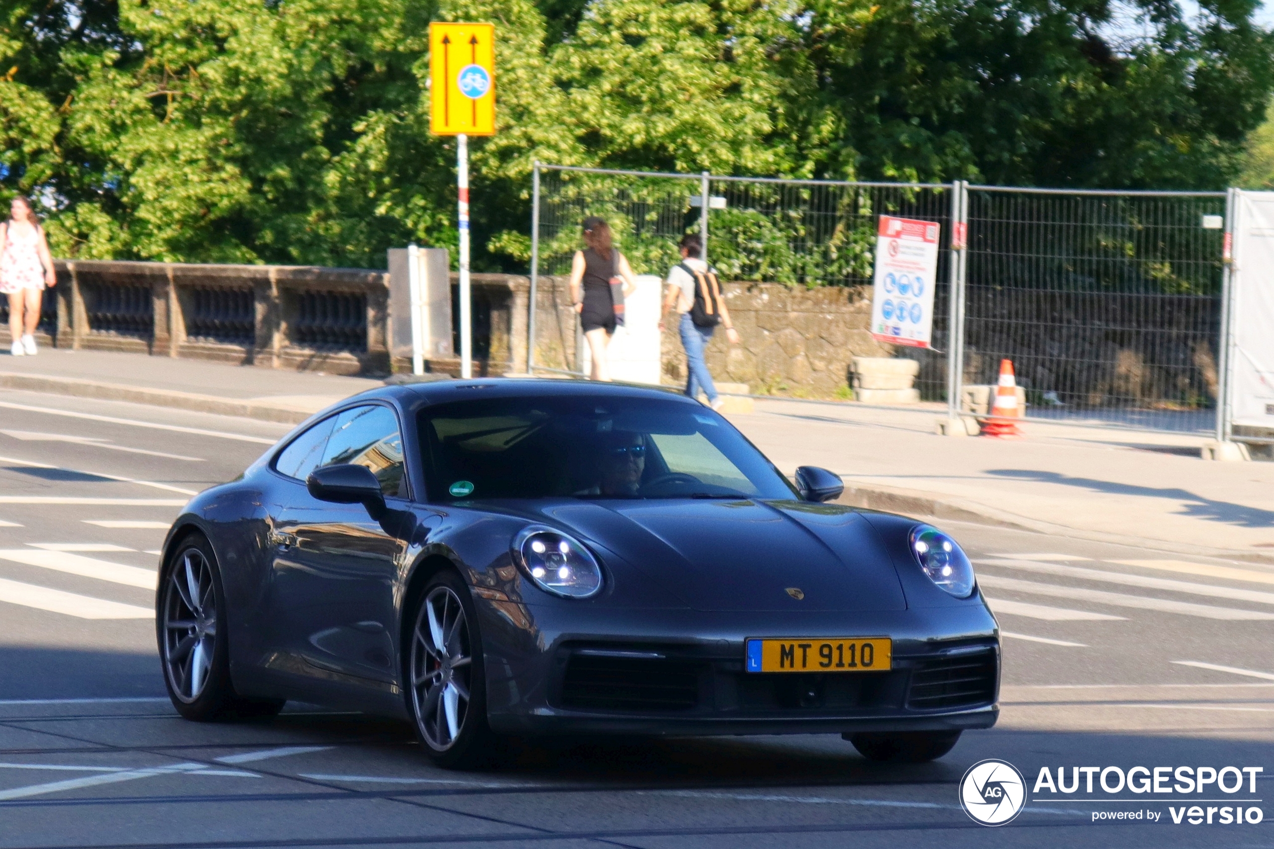 Porsche 992 Carrera S