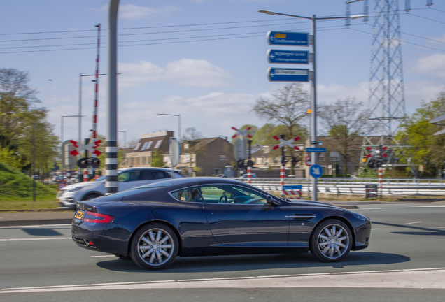 Aston Martin DB9