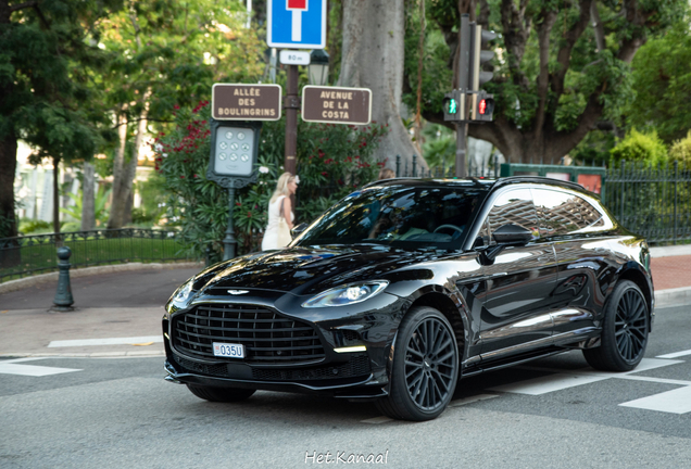 Aston Martin DBX707