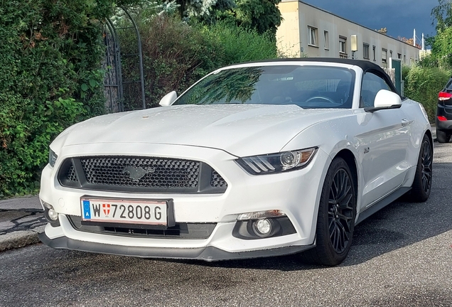 Ford Mustang GT Convertible 2015