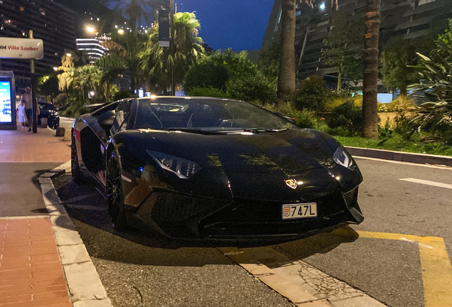 Lamborghini Aventador LP750-4 SuperVeloce Roadster