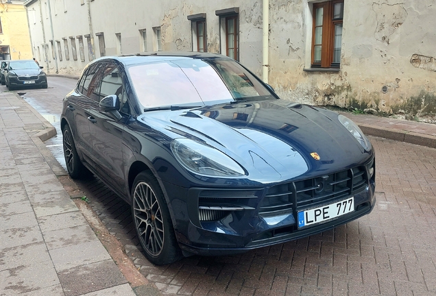 Porsche 95B Macan GTS MkII