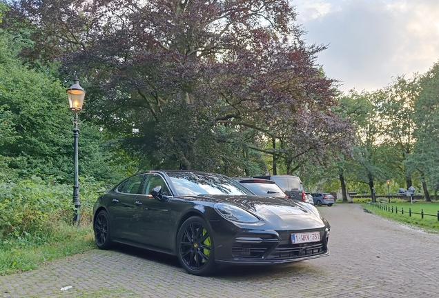 Porsche 971 Panamera Turbo S E-Hybrid