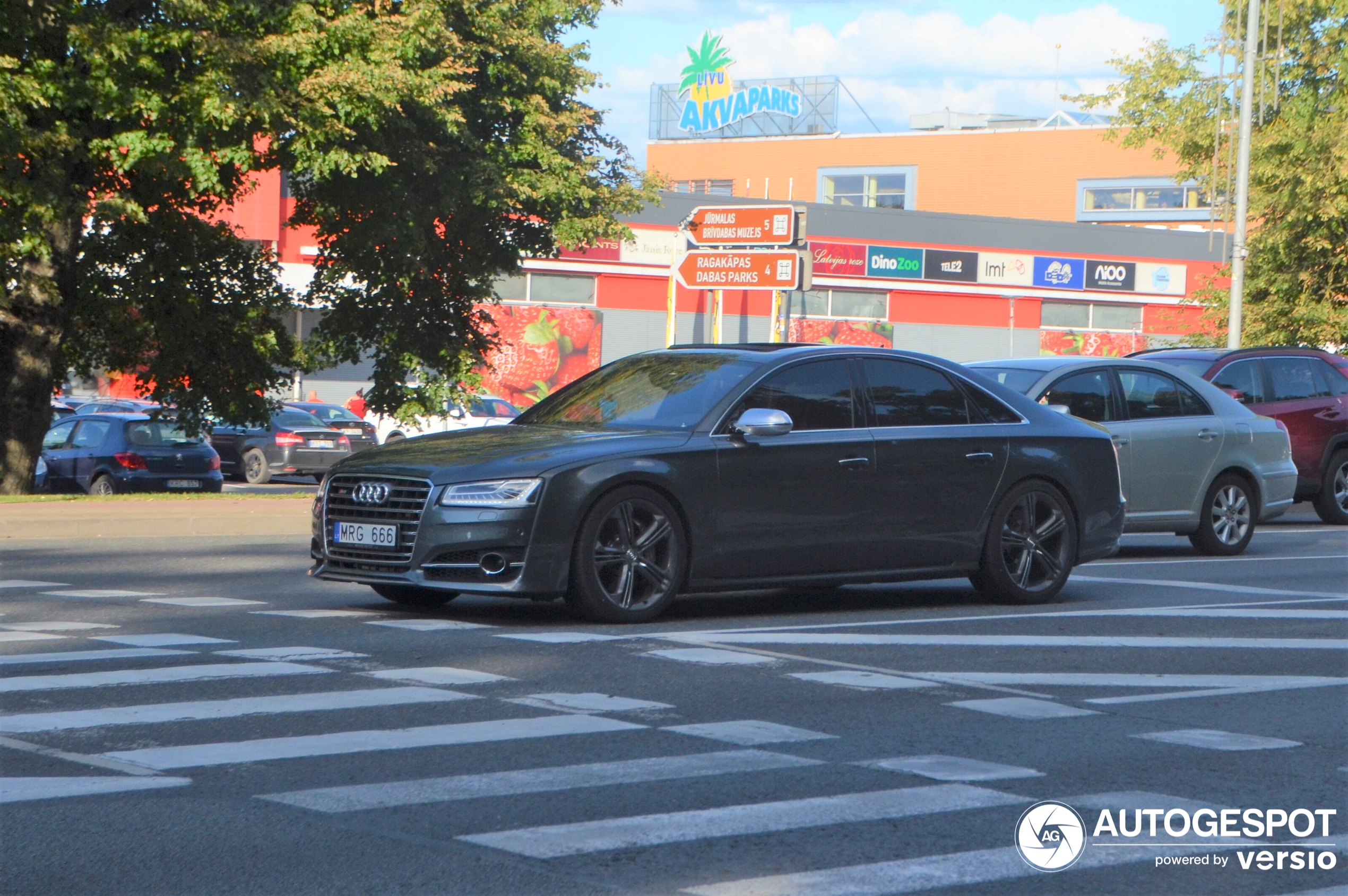 Audi S8 D4 2014