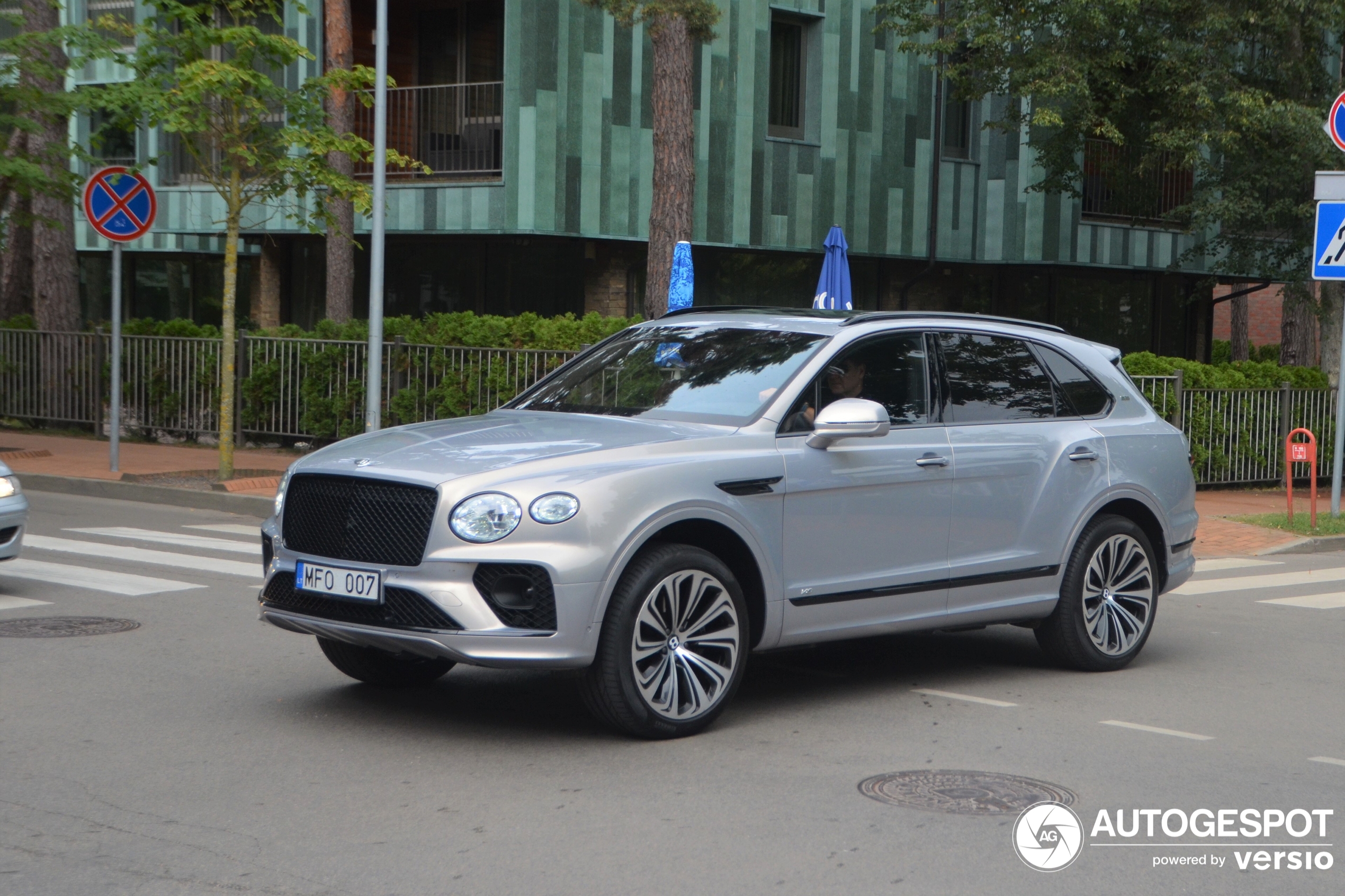 Bentley Bentayga V8 2021 First Edition