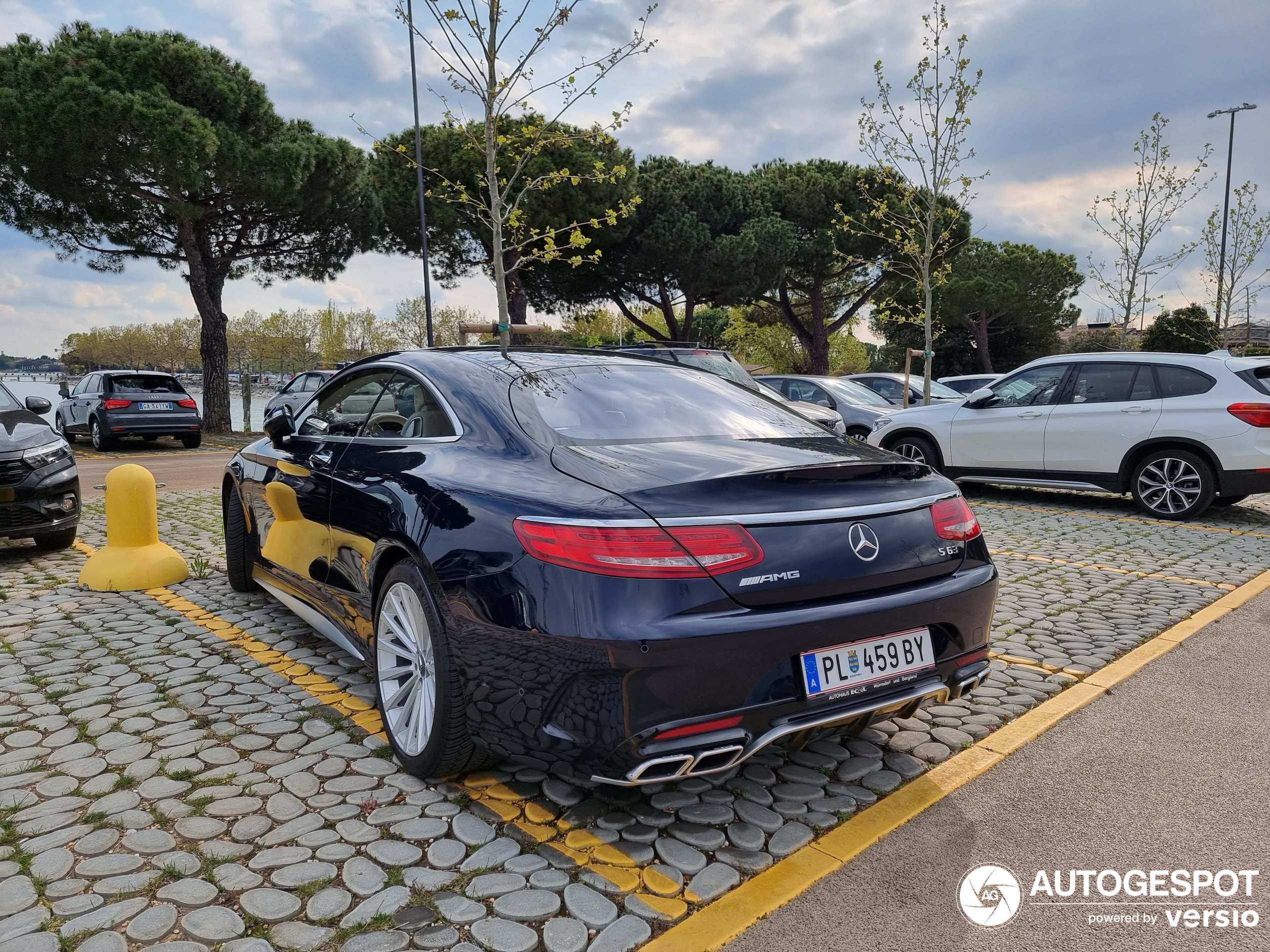 Mercedes-AMG S 63 Coupé C217