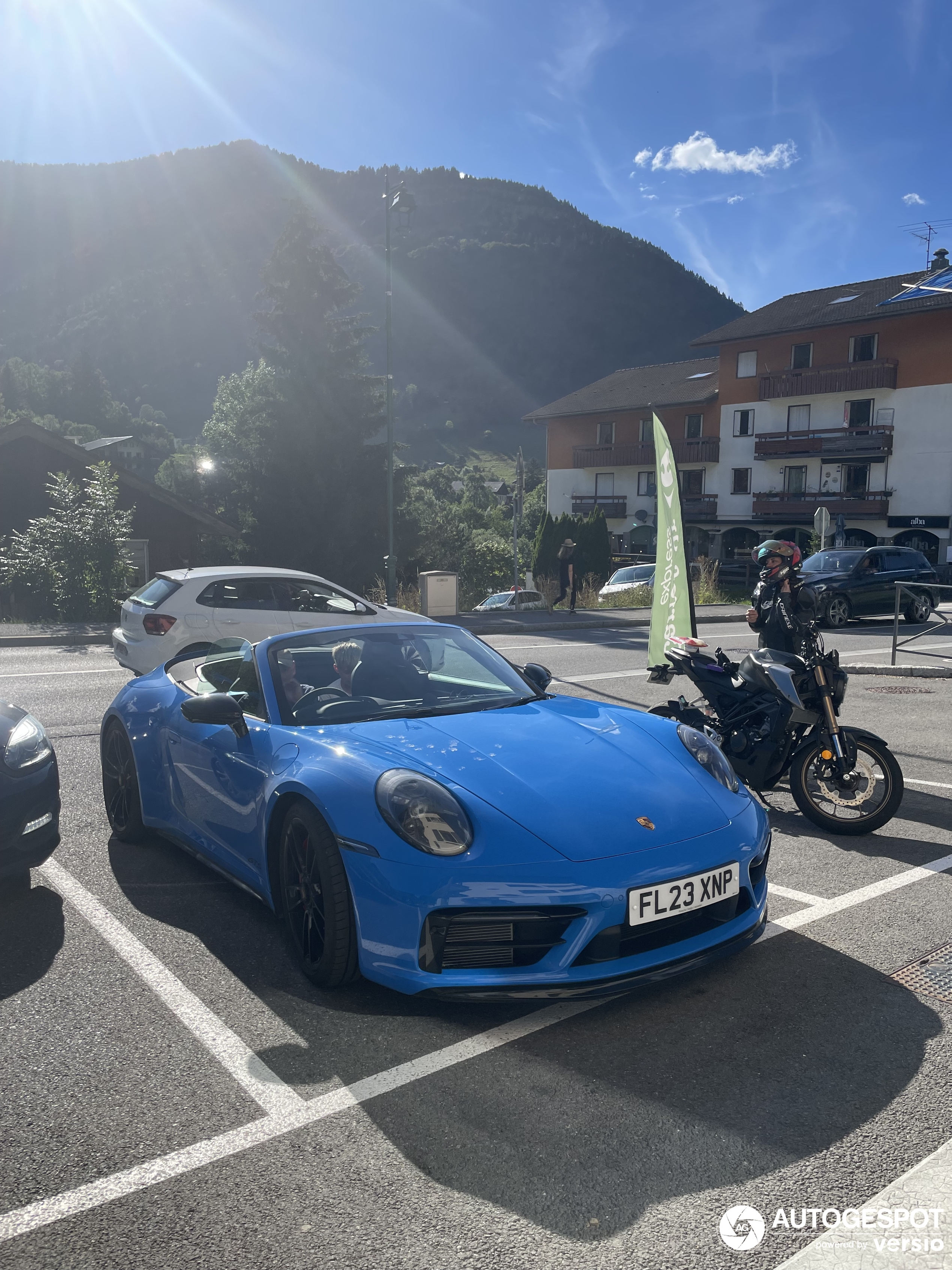 Porsche 992 Carrera 4 GTS Cabriolet