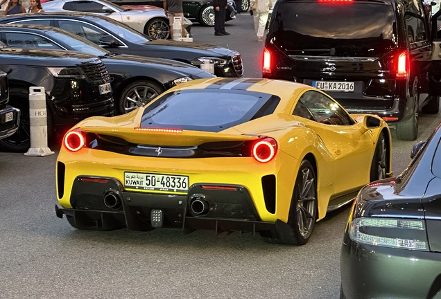 Ferrari 488 Pista