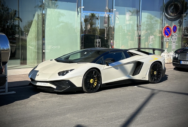 Lamborghini Aventador LP750-4 SuperVeloce Roadster