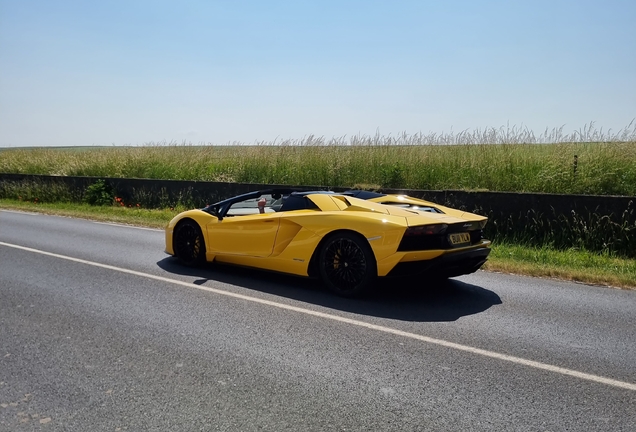 Lamborghini Aventador S LP740-4 Roadster