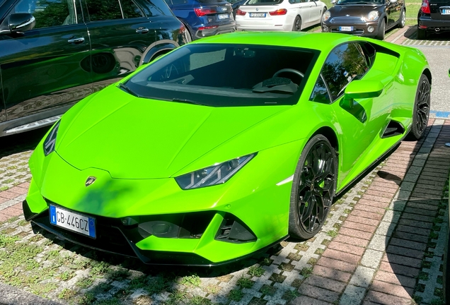 Lamborghini Huracán LP640-4 EVO