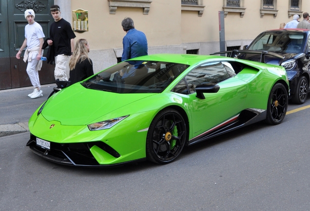 Lamborghini Huracán LP640-4 Performante