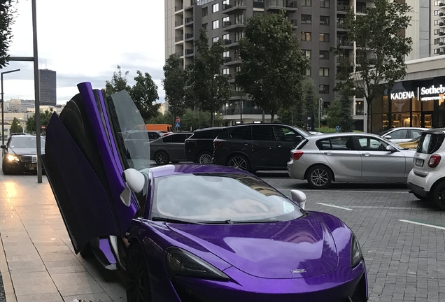 McLaren 570S