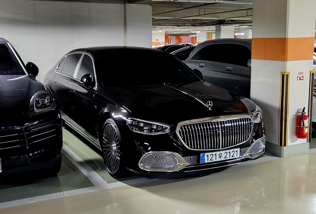 Mercedes-Maybach S 680 X223