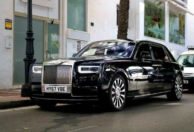 Rolls-Royce Phantom VIII EWB