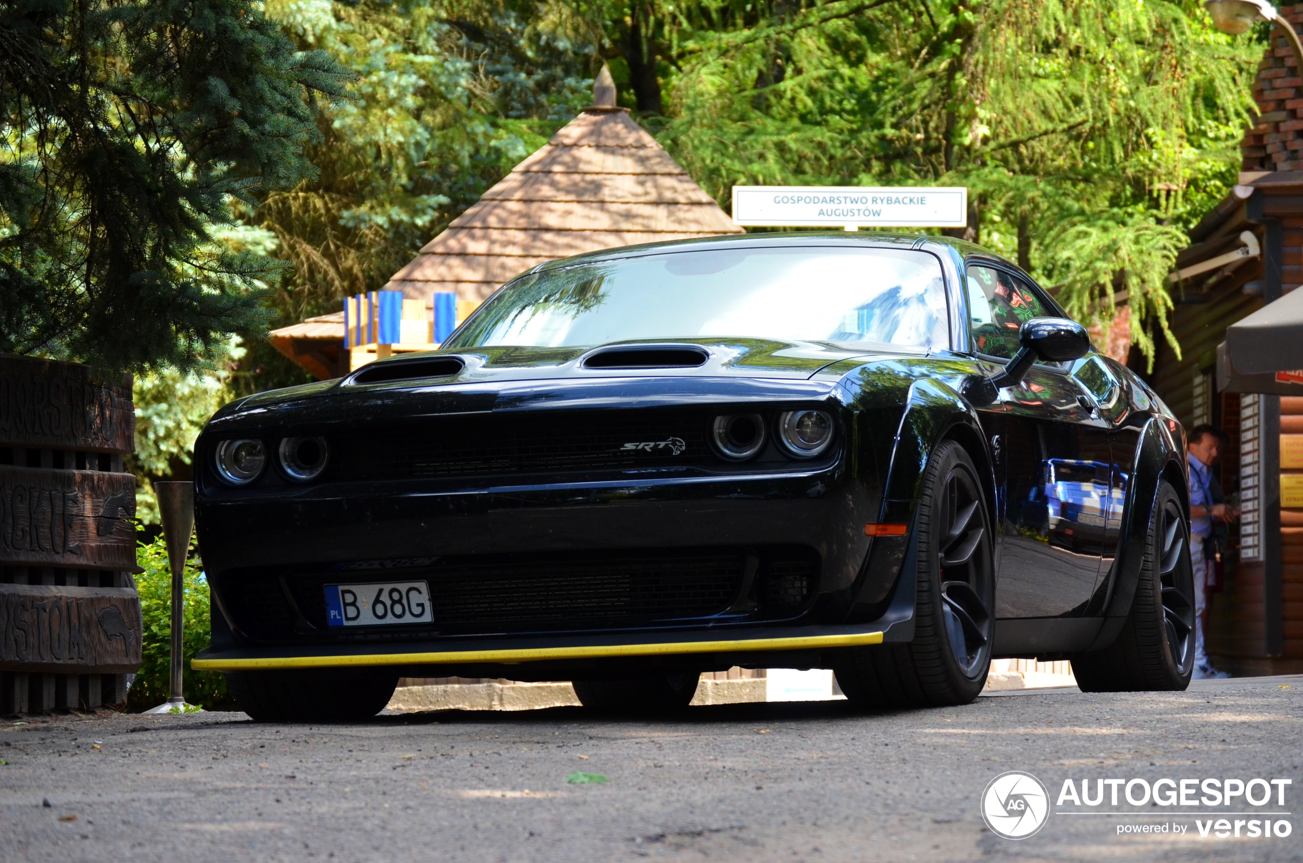 Dodge Challenger SRT Hellcat Widebody